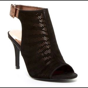 Carlos Santana Bannister Peep Toe Dress Sandal